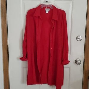 VGC Women's long top. Red w long sleeves